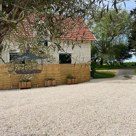 Hotel Le Relais, La Dormance, Le Bois Dormant Châteauvieux Exterior foto