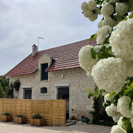 Hotel Le Relais, La Dormance, Le Bois Dormant Châteauvieux Exterior foto