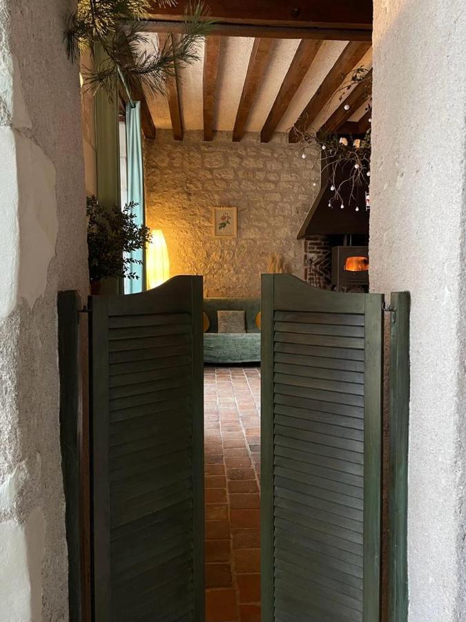 Hotel Le Relais, La Dormance, Le Bois Dormant Châteauvieux Exterior foto