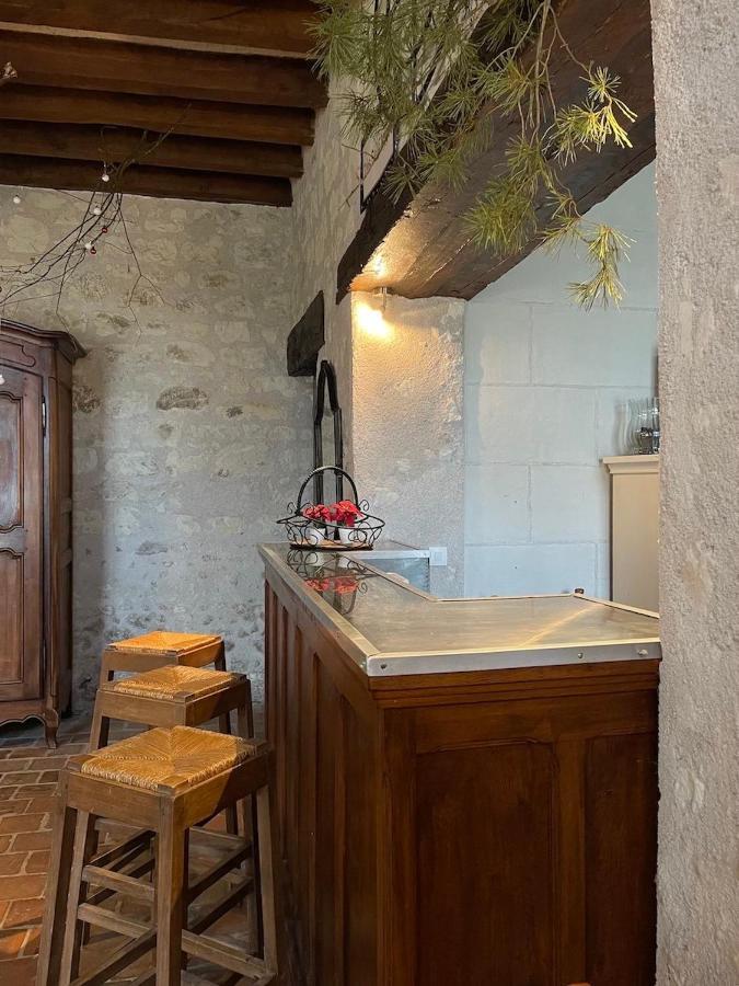 Hotel Le Relais, La Dormance, Le Bois Dormant Châteauvieux Exterior foto